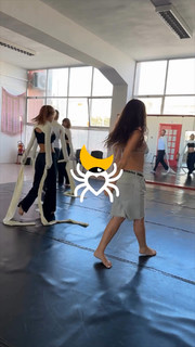 Gaia Gozzi feet photo thumbnail