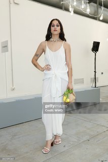 Gaia Gozzi feet photo thumbnail