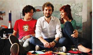 Gaia Weiss feet photo thumbnail