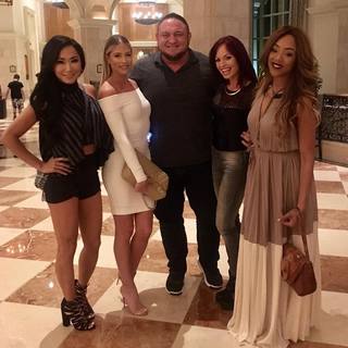 Gail Kim feet photo thumbnail