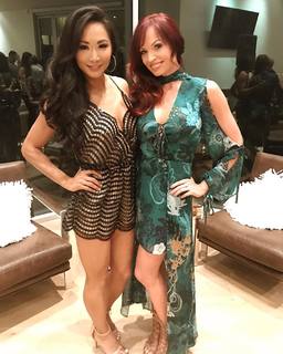 Gail Kim feet photo thumbnail