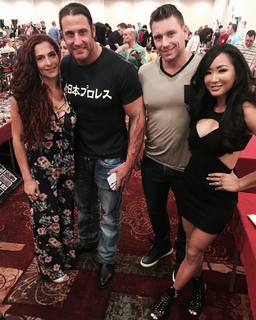 Gail Kim feet photo thumbnail