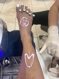 Gail Kim feet photo thumbnail