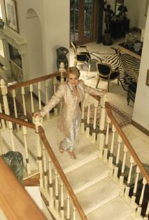 Gail O'Grady feet photo thumbnail