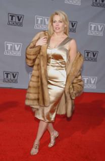 Gail O'Grady feet photo thumbnail