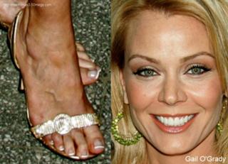Gail O'Grady feet photo thumbnail