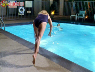 Gail O'Grady feet photo thumbnail