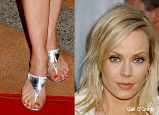 Gail O'Grady feet photo thumbnail