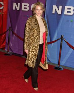 Gail O'Grady feet photo thumbnail