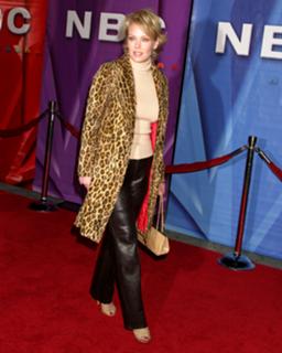 Gail O'Grady feet photo thumbnail