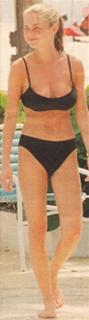Gail Porter feet photo 3