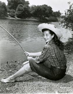 Gail Russell feet photo 3