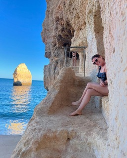 Gail Simmons feet photo 5