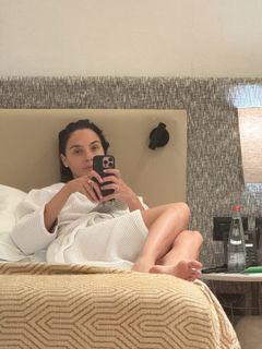 Gal Gadot feet photo 1