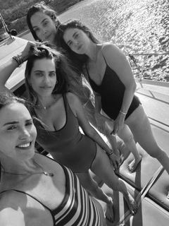 Gal Gadot feet photo 20