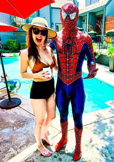 Galadriel Stineman feet photo 3