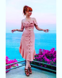 Galadriel Stineman feet photo 17