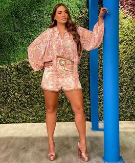 Galilea Montijo feet photo thumbnail