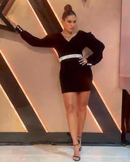 Galilea Montijo feet photo thumbnail