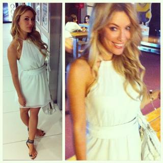Gamze Özçelik feet photo 6