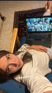 Garance Marillier feet photo 1
