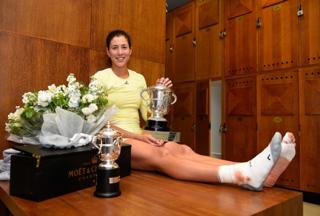 Garbiñe Muguruza feet photo thumbnail