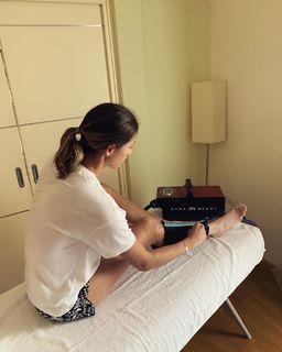 Garbiñe Muguruza feet photo thumbnail