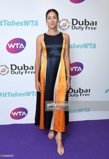 Garbiñe Muguruza feet photo thumbnail