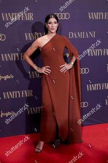 Garbiñe Muguruza feet photo thumbnail