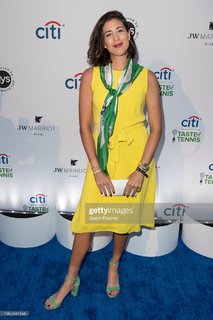 Garbiñe Muguruza feet photo thumbnail