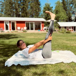 Garbiñe Muguruza feet photo thumbnail