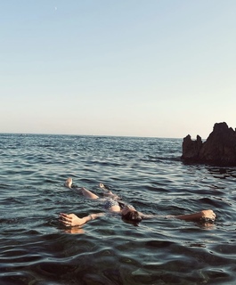 Garbiñe Muguruza feet photo thumbnail