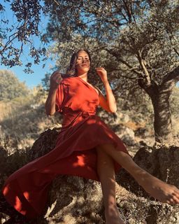 Garbiñe Muguruza feet photo thumbnail