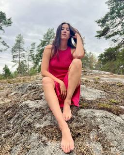 Garbiñe Muguruza feet photo thumbnail