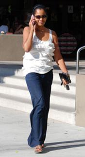 Garcelle Beauvais feet photo thumbnail