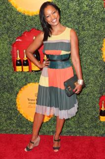 Garcelle Beauvais feet photo thumbnail