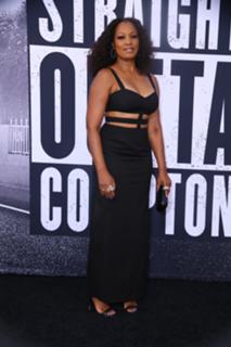 Garcelle Beauvais feet photo thumbnail