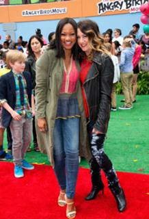 Garcelle Beauvais feet photo thumbnail