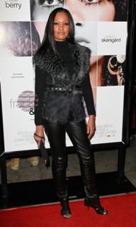 Garcelle Beauvais feet photo thumbnail