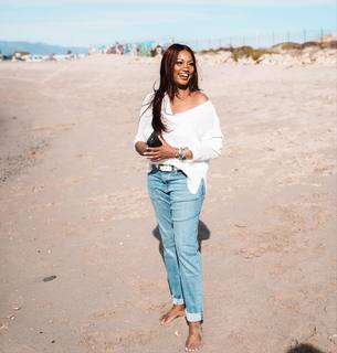 Garcelle Beauvais feet photo thumbnail