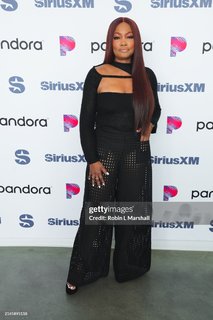 Garcelle Beauvais feet photo thumbnail