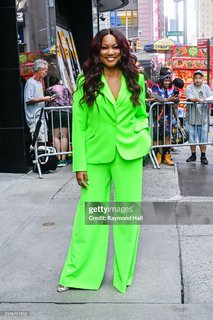 Garcelle Beauvais feet photo thumbnail