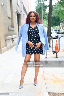 Garcelle Beauvais feet photo thumbnail
