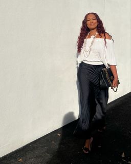 Garcelle Beauvais feet photo thumbnail