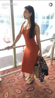 Gauhar Khan feet photo thumbnail