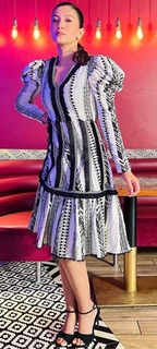 Gauhar Khan feet photo thumbnail