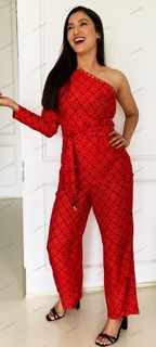 Gauhar Khan feet photo thumbnail