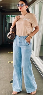 Gauhar Khan feet photo thumbnail