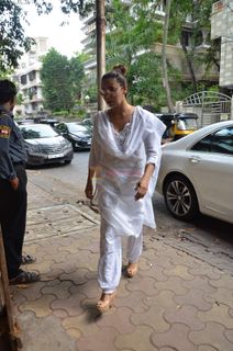 Gauri Khan feet photo 12