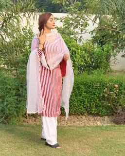 Gauri Virdi feet photo 1